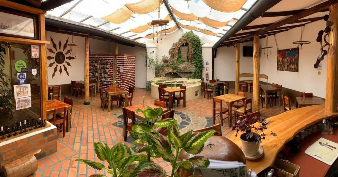 Hostal Yakumama Cuenca Exterior foto